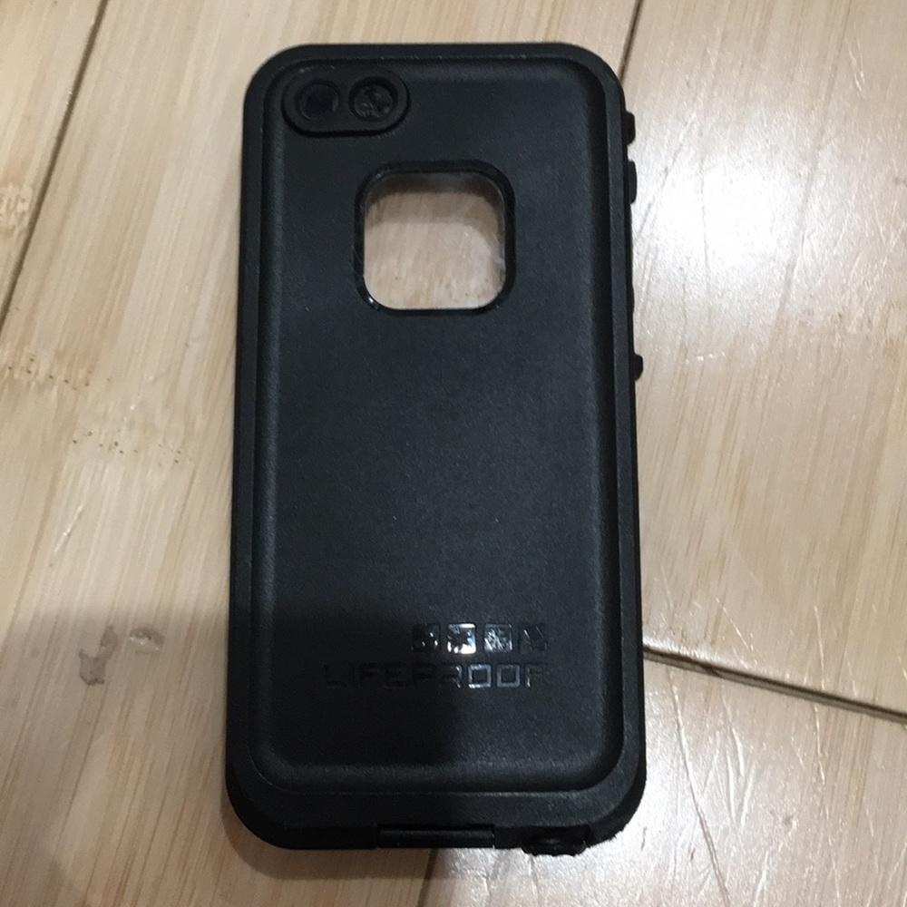 iPhone 5 life proof case